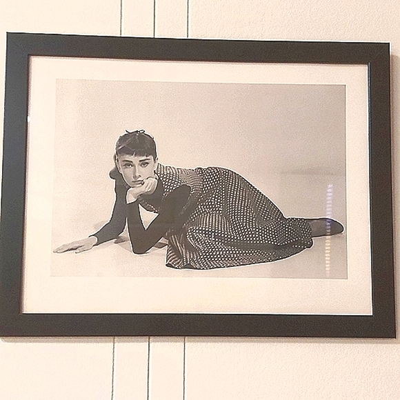 Retro Audrey Hepburn Poster in Black Frame - Picture 1 of 4